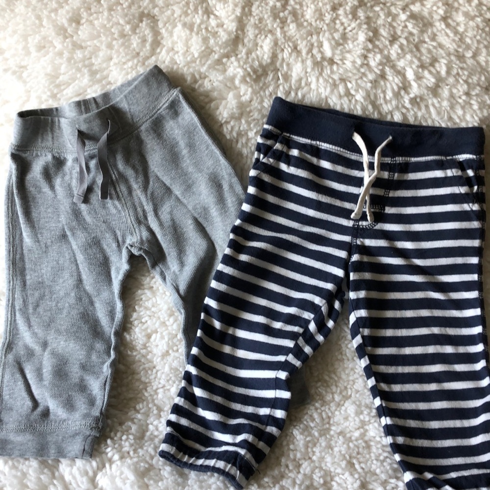 Gap boys 2 pair of pants
